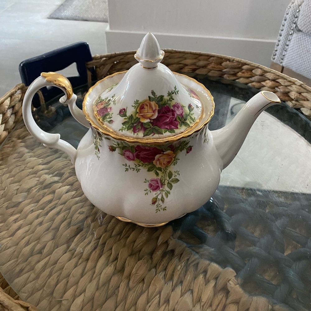 Royal Albert Tea Pot